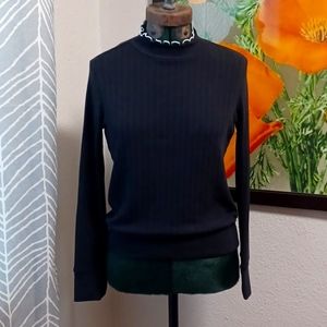 Gap mock turtleneck shirt, petite xs